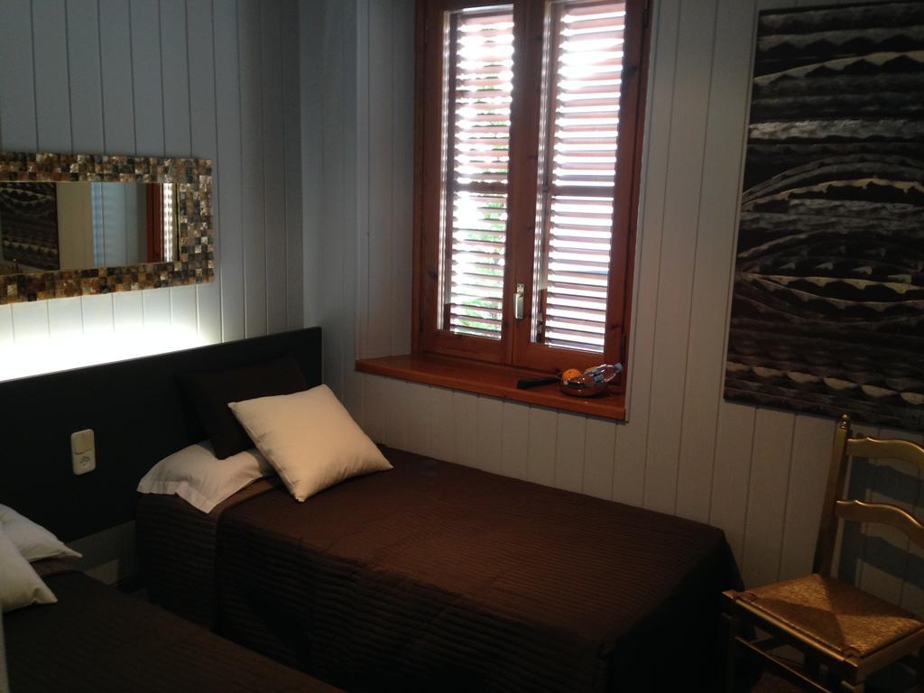 Hostal Sant Marti Puig-reig Rom bilde